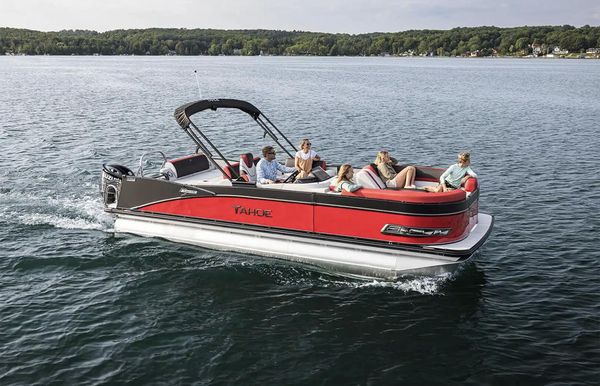 2025 Tahoe Pontoon Cascade Versatile Rear Lounger