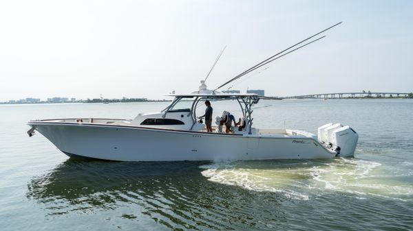 Front Runner 47 Center Console 