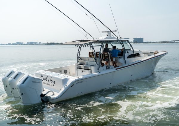 Front Runner 47 Center Console image