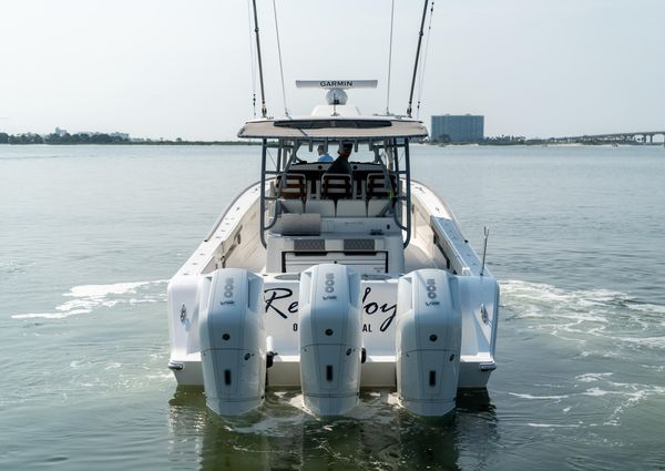 Front Runner 47 Center Console image