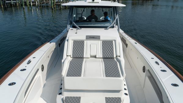 Front Runner 47 Center Console image