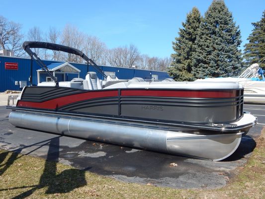 Harris Grand Mariner 250 - main image