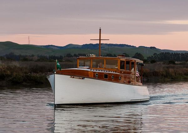 Stephens-brothers 34-TRUNK-CABIN-CRUISER image