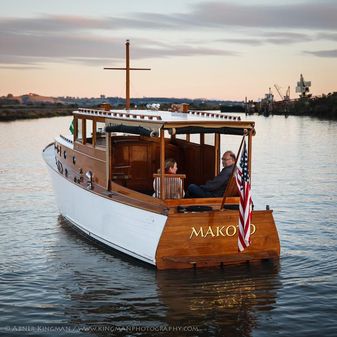 Stephens-brothers 34-TRUNK-CABIN-CRUISER image