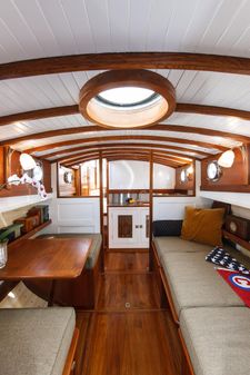 Stephens-brothers 34-TRUNK-CABIN-CRUISER image