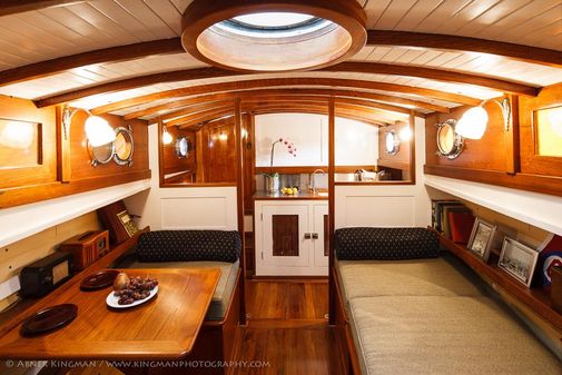 Stephens-brothers 34-TRUNK-CABIN-CRUISER image