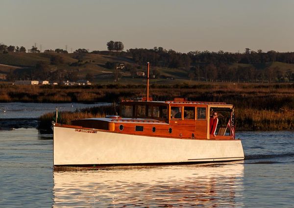 Stephens-brothers 34-TRUNK-CABIN-CRUISER image