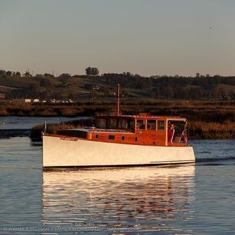 Stephens-brothers 34-TRUNK-CABIN-CRUISER image