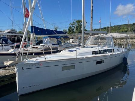 Beneteau OCEANIS-38-1 image