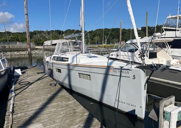 Beneteau Oceanis 38.1 image