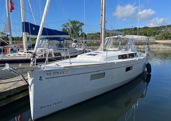 Beneteau Oceanis 38.1 image