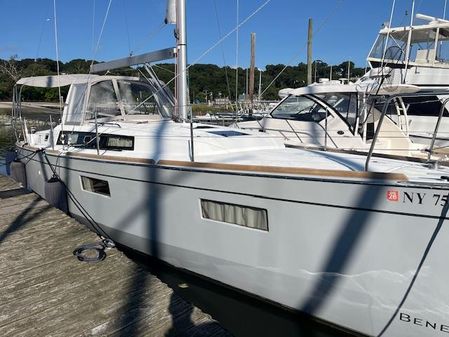 Beneteau Oceanis 38.1 image