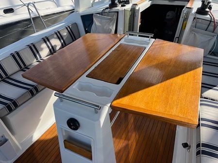 Beneteau OCEANIS-38-1 image