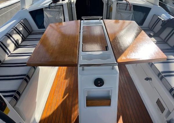 Beneteau Oceanis 38.1 image