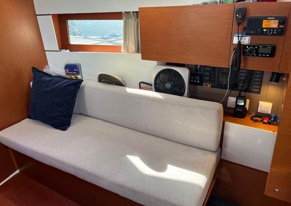 Beneteau Oceanis 38.1 image