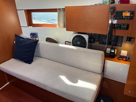 Beneteau OCEANIS-38-1 image