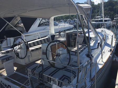 Beneteau Oceanis 38.1 image