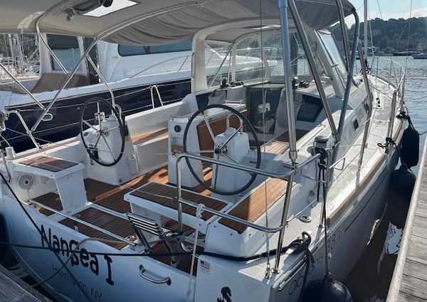 Beneteau Oceanis 38.1 image