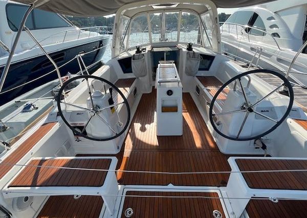 Beneteau Oceanis 38.1 image