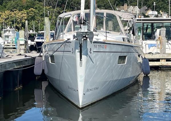 Beneteau Oceanis 38.1 image