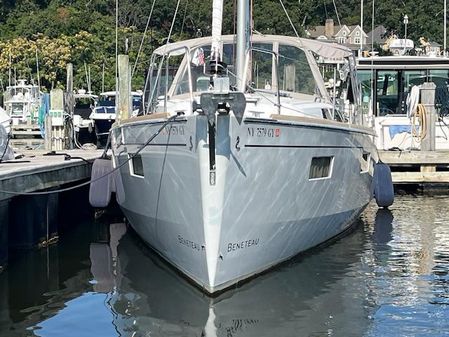 Beneteau Oceanis 38.1 image