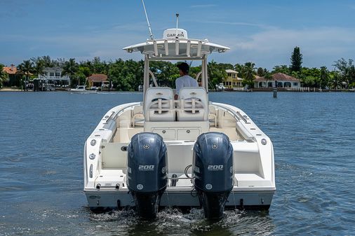 Cobia 277 Center Console image