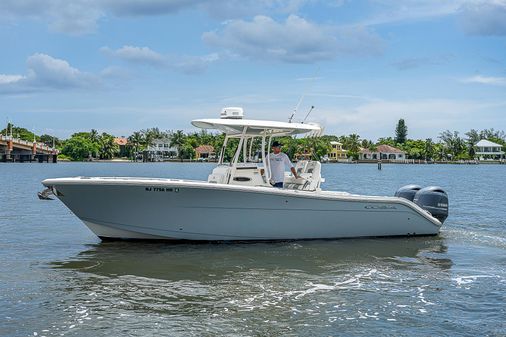 Cobia 277 Center Console image