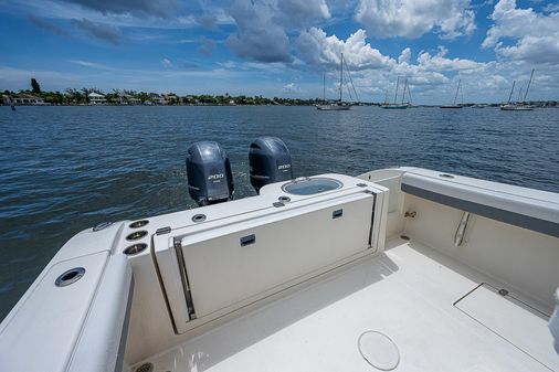 Cobia 277 Center Console image