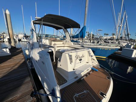 Rinker 280 Express Cruiser image