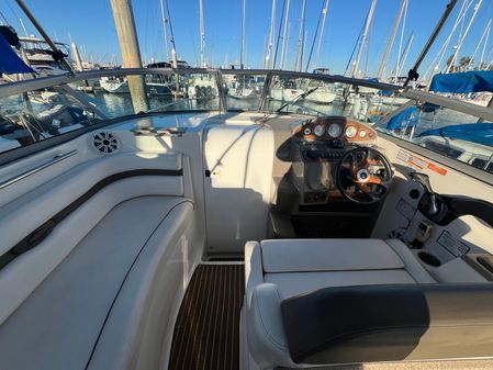 Rinker 280 Express Cruiser image