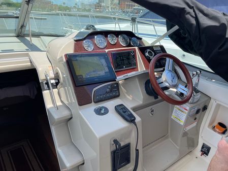 Sea Ray 350 Sundancer image