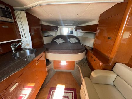 Sea Ray 350 Sundancer image