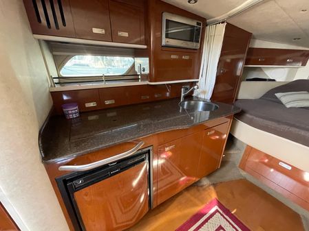 Sea Ray 350 Sundancer image