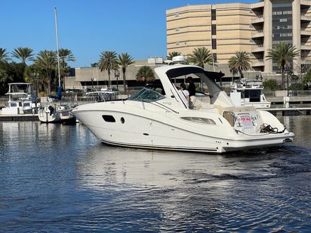 Sea Ray 350 Sundancer image