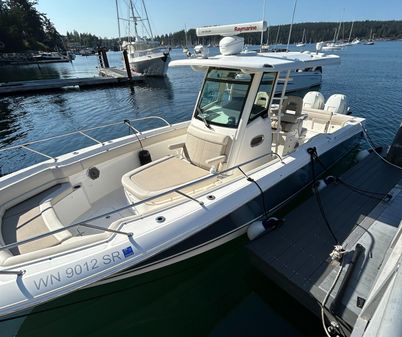 Boston-whaler 330-OUTRAGE image