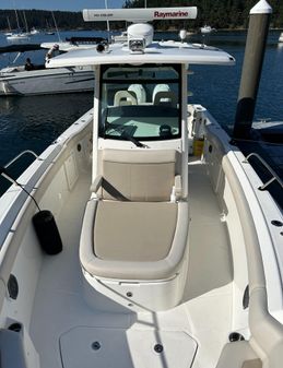 Boston-whaler 330-OUTRAGE image