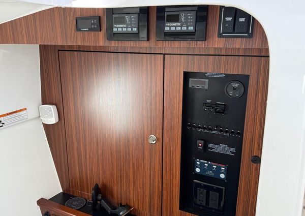 Pursuit DC 326 Dual Console image