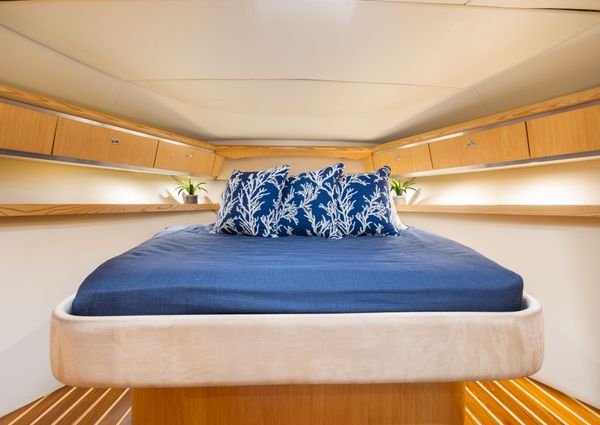 Tiara Yachts 4200 Open image