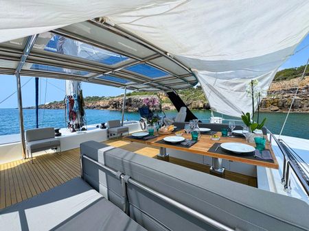 Sunreef 60 Sailing image