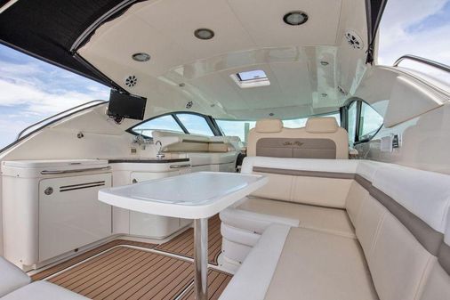 Sea Ray 410 Sundancer image