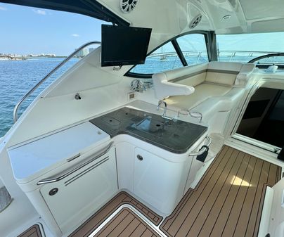 Sea Ray 410 Sundancer image