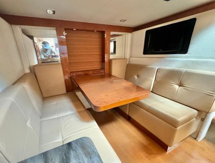 Sea Ray 410 Sundancer image