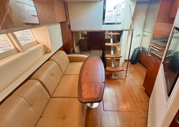 Sea Ray 410 Sundancer image