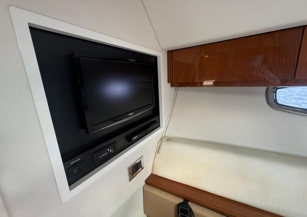 Sea Ray 410 Sundancer image