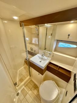 Sea Ray 410 Sundancer image