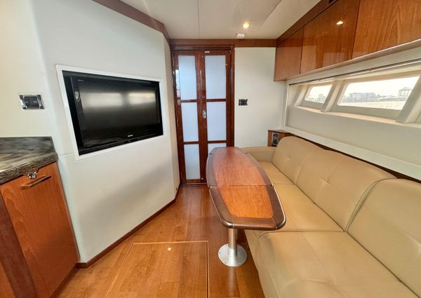 Sea Ray 410 Sundancer image