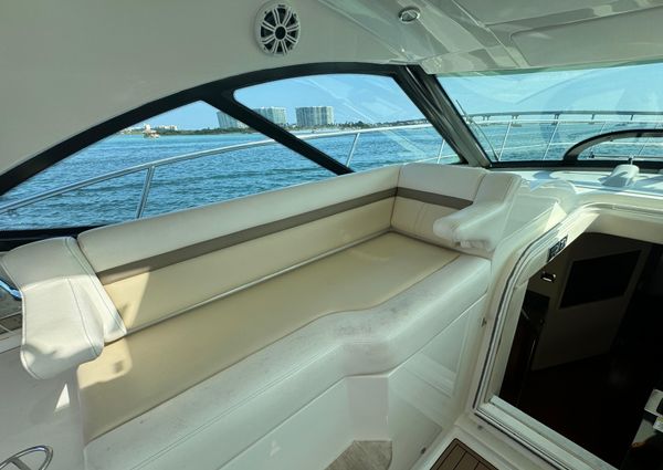 Sea Ray 410 Sundancer image