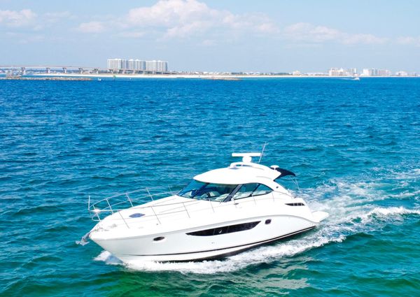 Sea Ray 410 Sundancer image