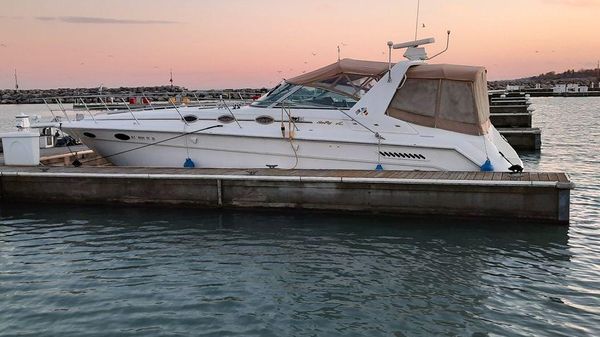 Sea Ray 370 Express