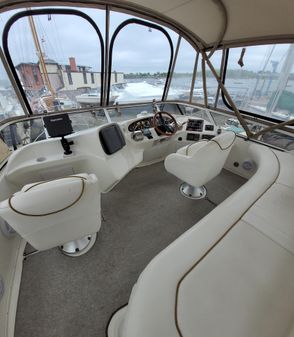 Sea Ray 38 AFT CABIN image